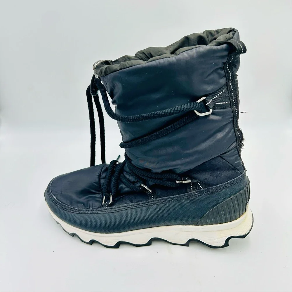 Sorel boots Kinetic winter boots snow boots waterproof black women size 11